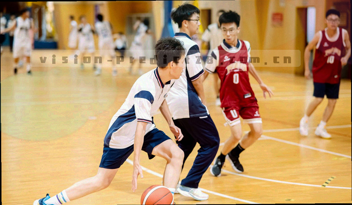 树状线条连接若干节点，节点旁标注等宽字体样式的接口名称符号
